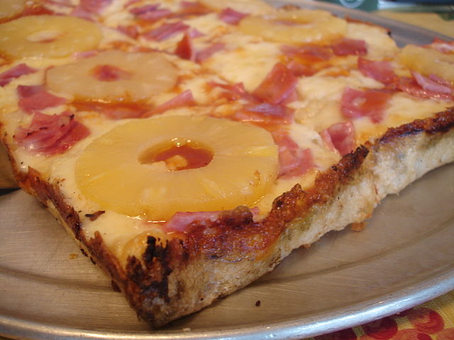 close-up of Hawaiian pizza Creative Commons, 2009